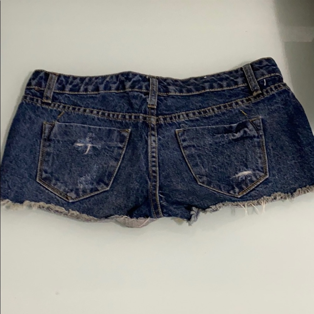 Mossimo - Picture 2 of 4